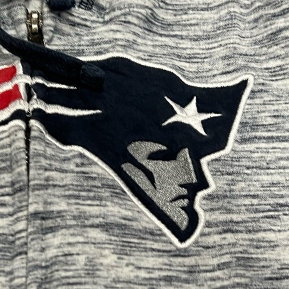 Women's New England Patriots NFL Football Hoodie NFL Team Apparel Sweatshirt - Picture 6 of 7